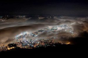 caracas-de-noche-desde-el-avila