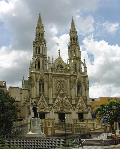 iglesia-nuestra-senora-de-lourdes