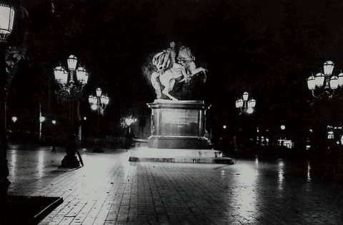 La Plaza Bolívar de Caracas: Testigo de la historia