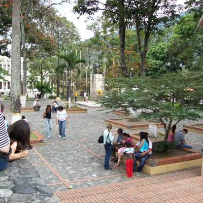 plaza-bolivar